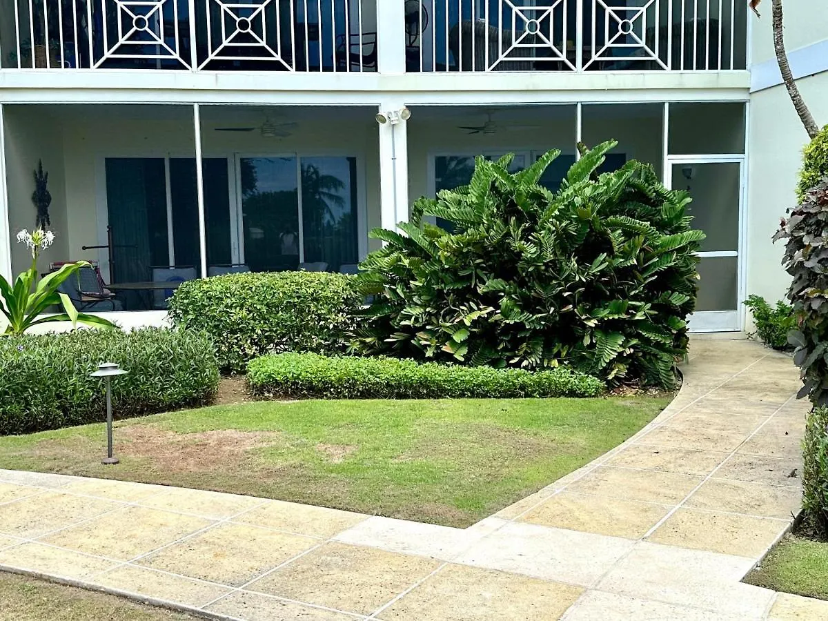 Feriehus Crescent Point #9: 3Bed Condo Dog City